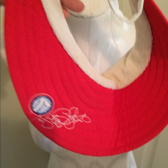 Richard Petty autographed visor, Victory Junction main image 7